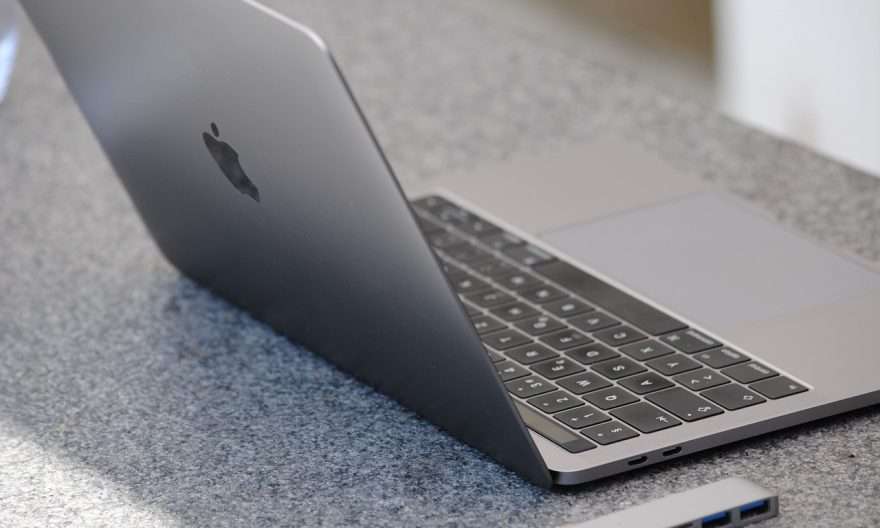 MacBook
